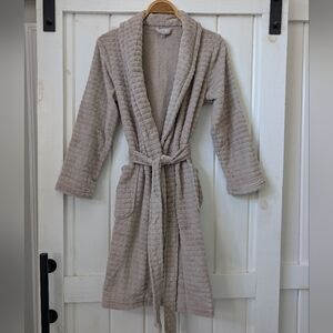 Ulta Beauty Plush Robe in Light Beige NWOT